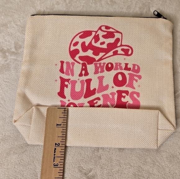 "In a World Full of Jolenes Be a Dolly" Makeup Bag Zipper Pouch - Picture 5 of 9